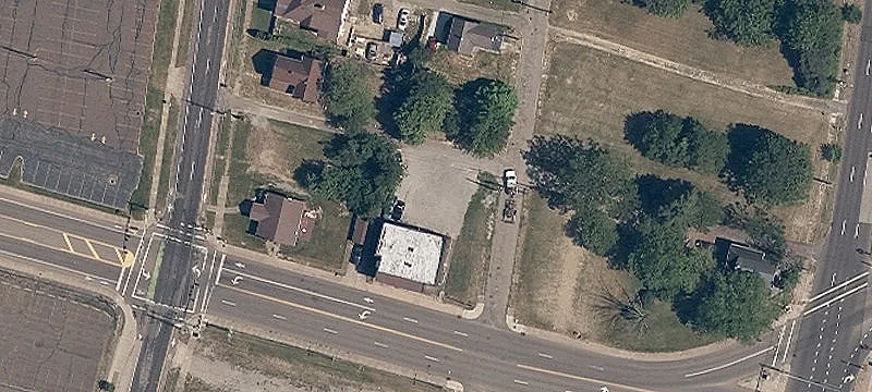 416 Freedom NE Ave
