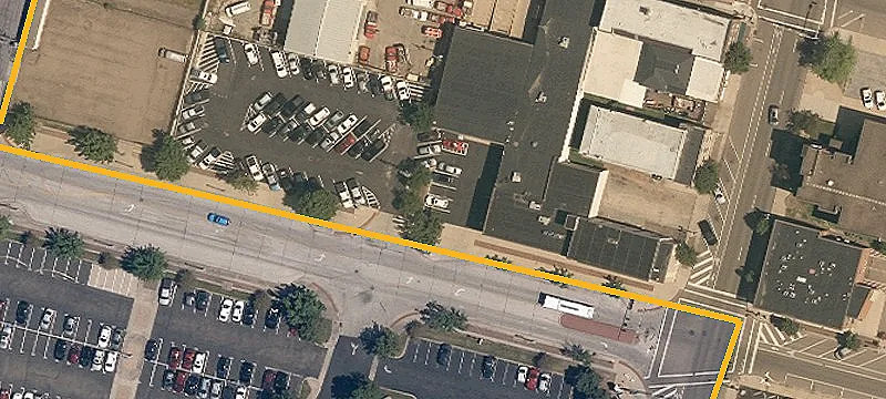 9899 Market N Ave
