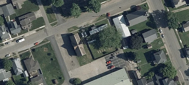 28 8th St
