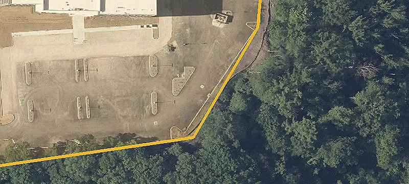 Rockside Woods Blvd