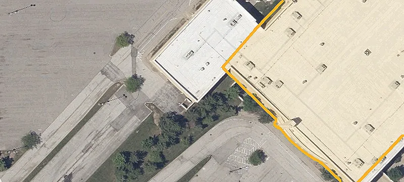 17271 Southpark Ctr