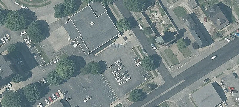 4th St