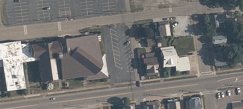 300 Lincolnway