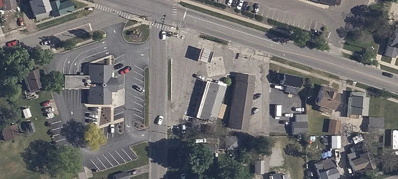 401 Main St