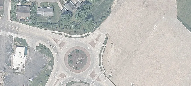 Stimson E Ave
