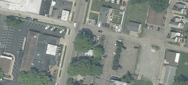 119 2nd NE St