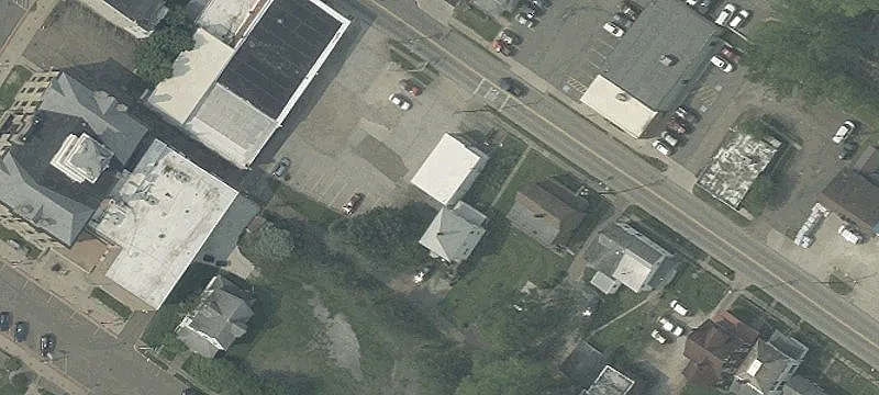 Main St