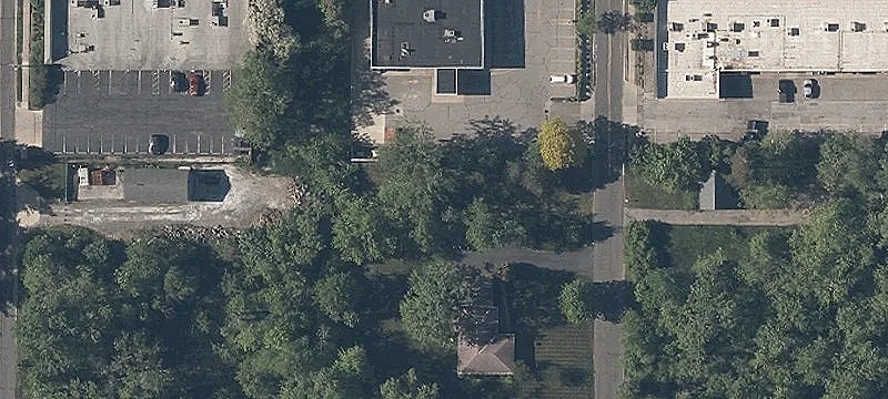 Roselawn Ave
