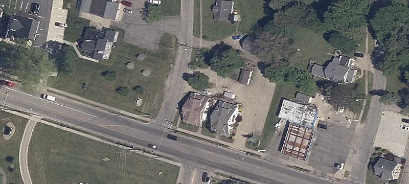 634 Main St