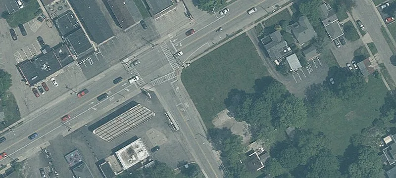 Main St