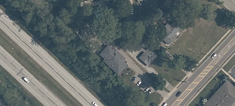 1100 Mentor Ave
