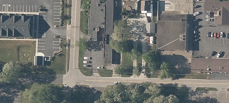 Baron Ave