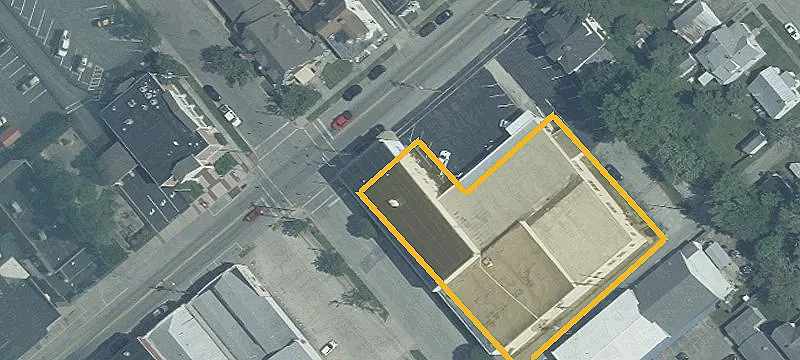 206 Main St