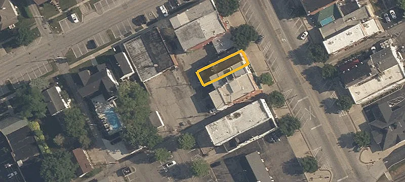 210 Louisiana Ave