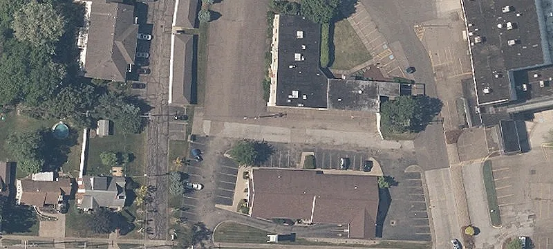 Lk NE Ave