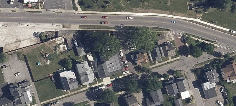 228 Maple St