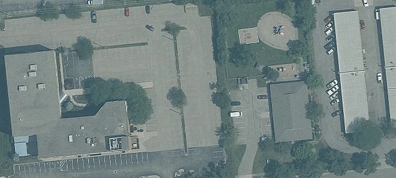 Commercial Dr
