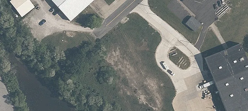 275 Industrial Pkwy