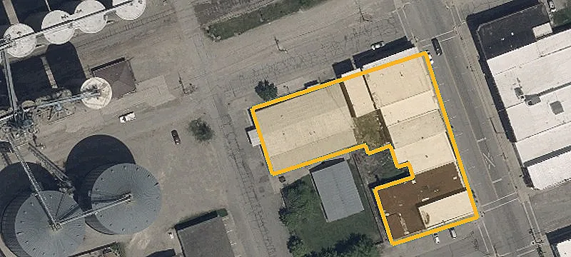 Railroad St