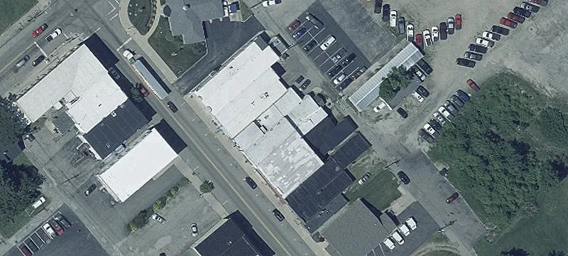 24 Main St
