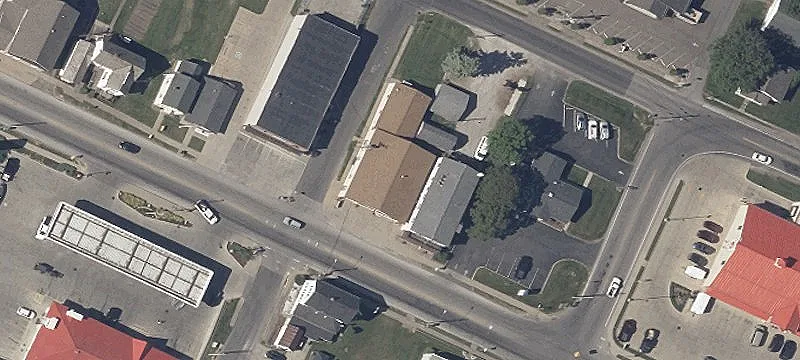Main St