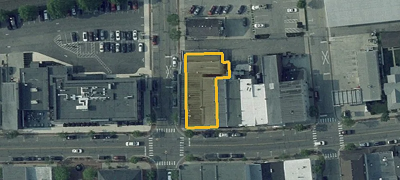 3 Main St