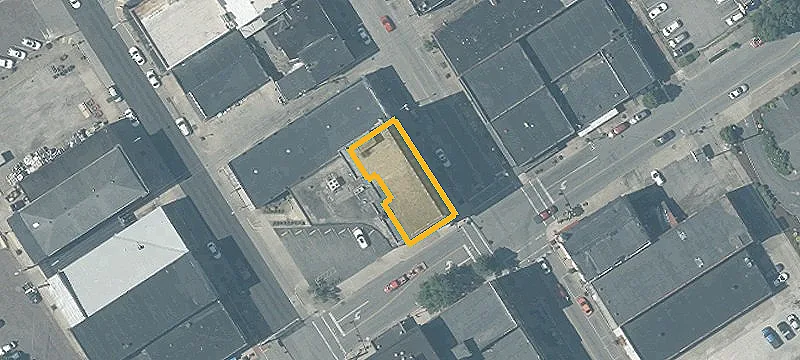3rd St