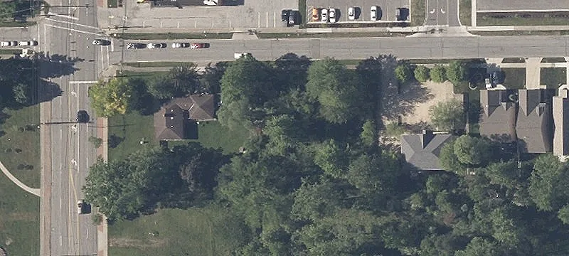 Orchardview Ave