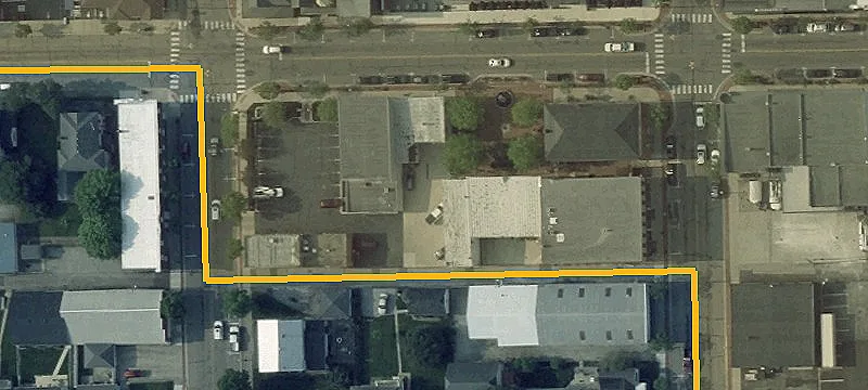 36 Main St