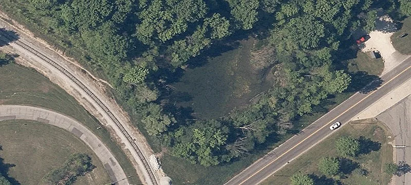 Mondial Pkwy