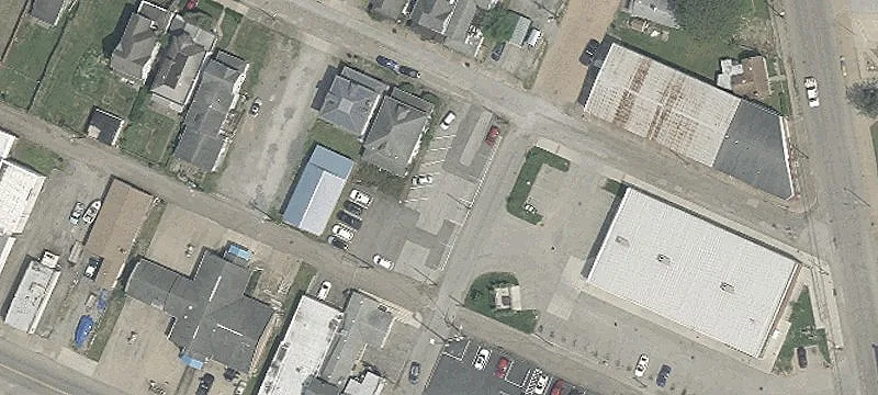 7th St