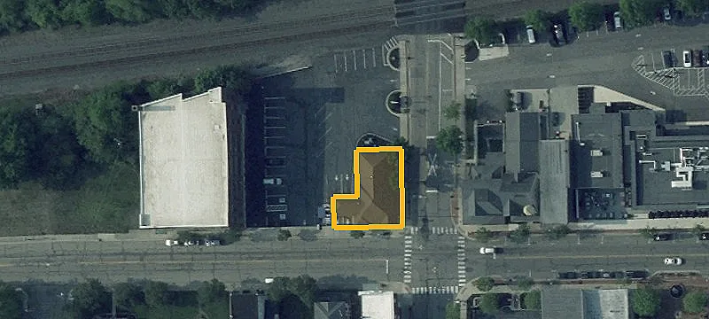 101 Main St
