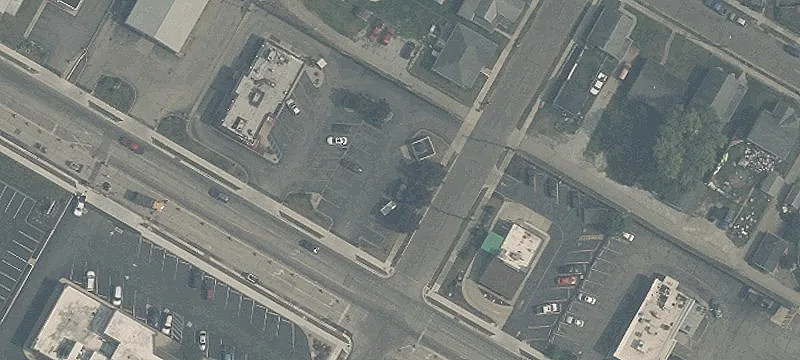 Main St