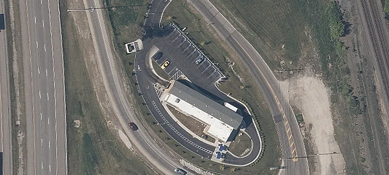 9900 Fwy Dr