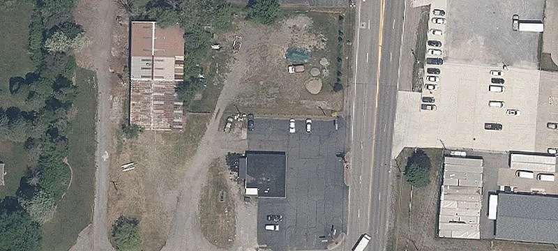 1200 Main St