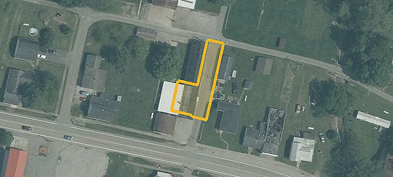 1447 Main St