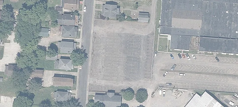 24 Elliott St