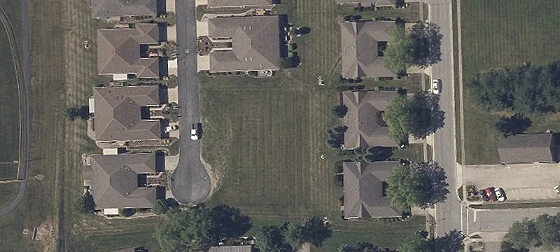 Crestwood Dr