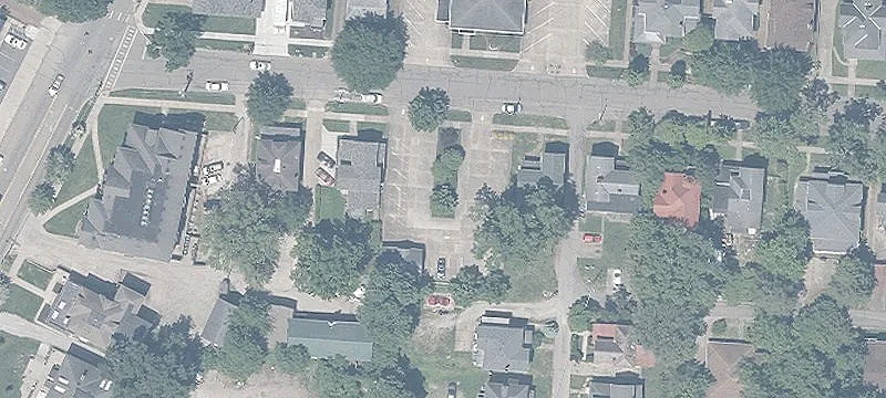 21 Morris Ave