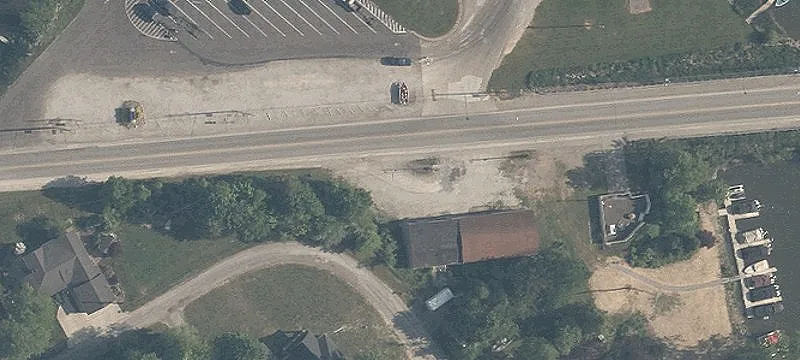 Lakeview St