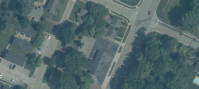 305 Main St