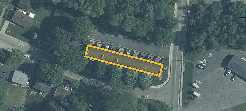 17 Woodland Dr