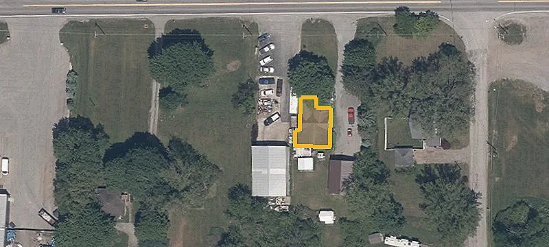 6667 Ctr Rd