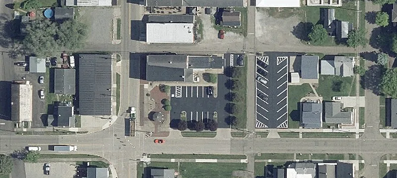 Main St