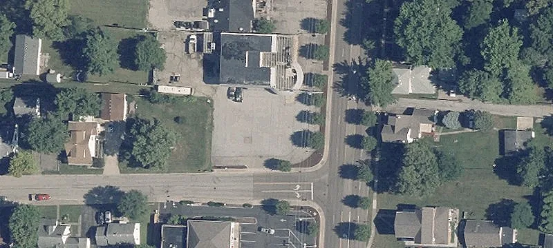 Main St