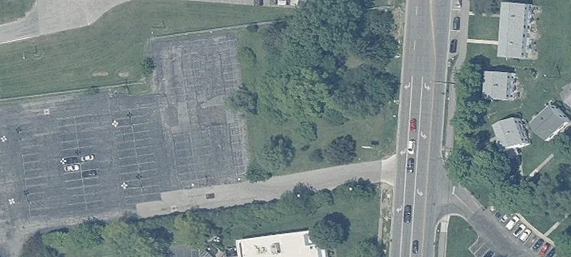 Yearling Rd