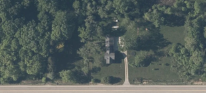 489 Seasons Rd