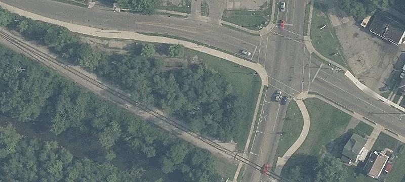 Riverview Ave