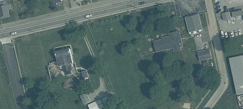 295 Main St