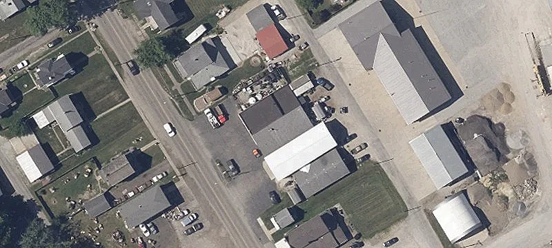 Kauffman Ave